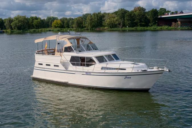 Aqua Yacht 1200 | Siva