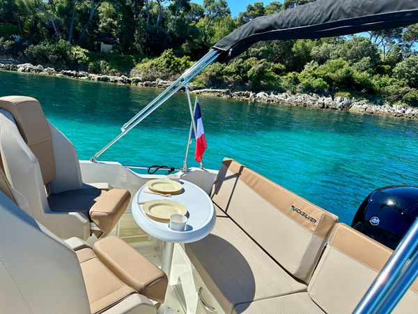 Quicksilver 605 | Sunset