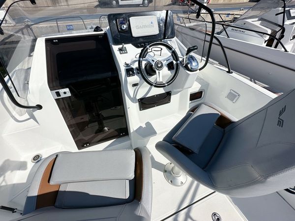 Beneteau Flyer 8 Sundeck | Bitelchus