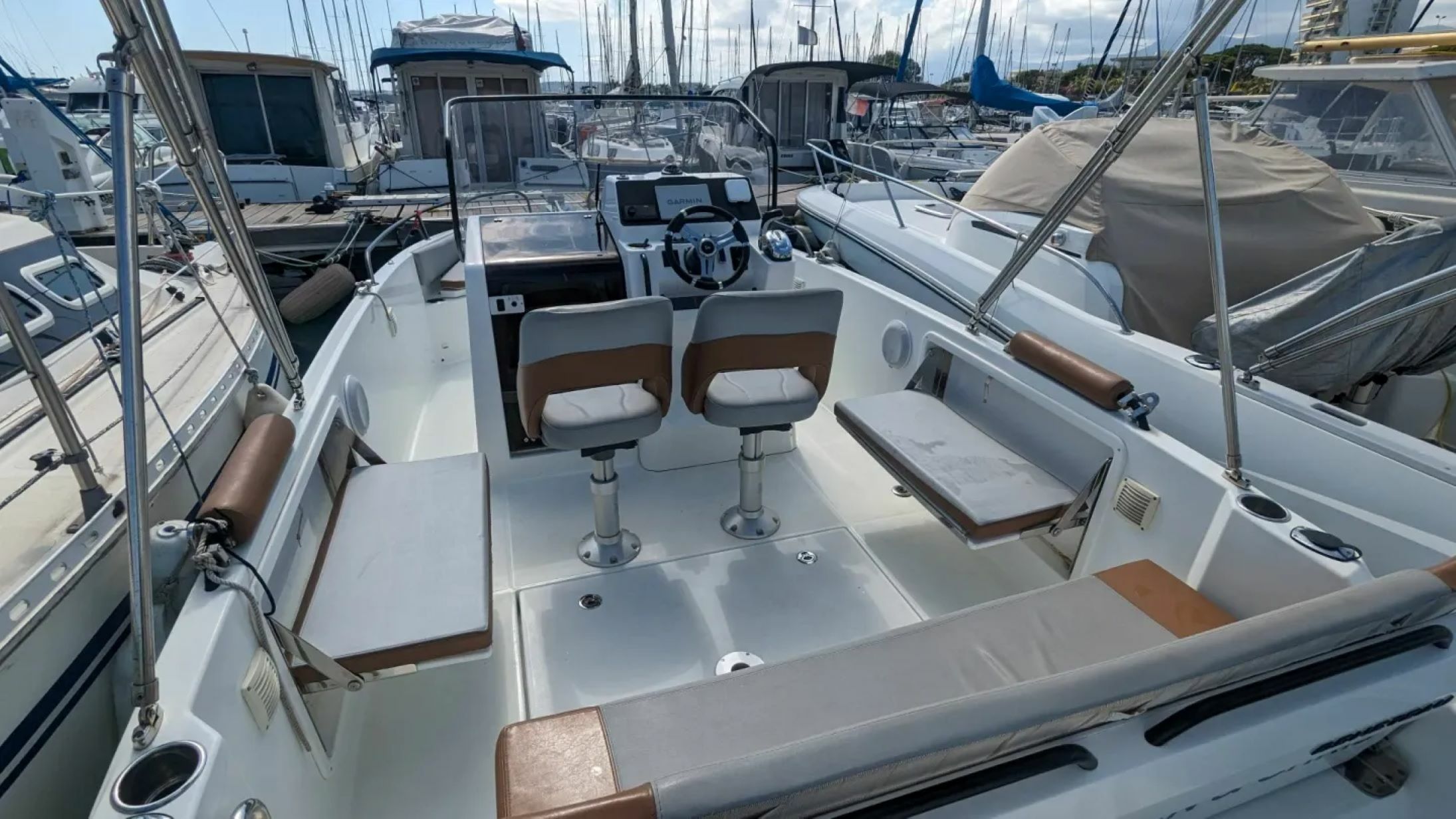 Beneteau Flyer 7 Spacedeck | Gian & Chris