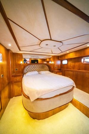 Custom Built 72 | Luxury 3