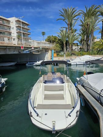 Quicksilver 605 Activ | Q Catorce