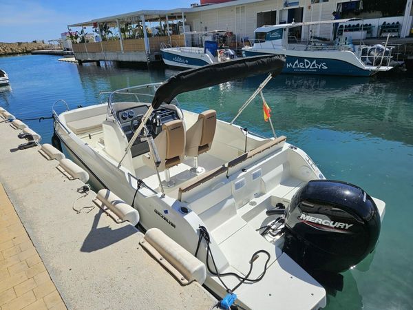 Quicksilver 605 Activ | Q Quince