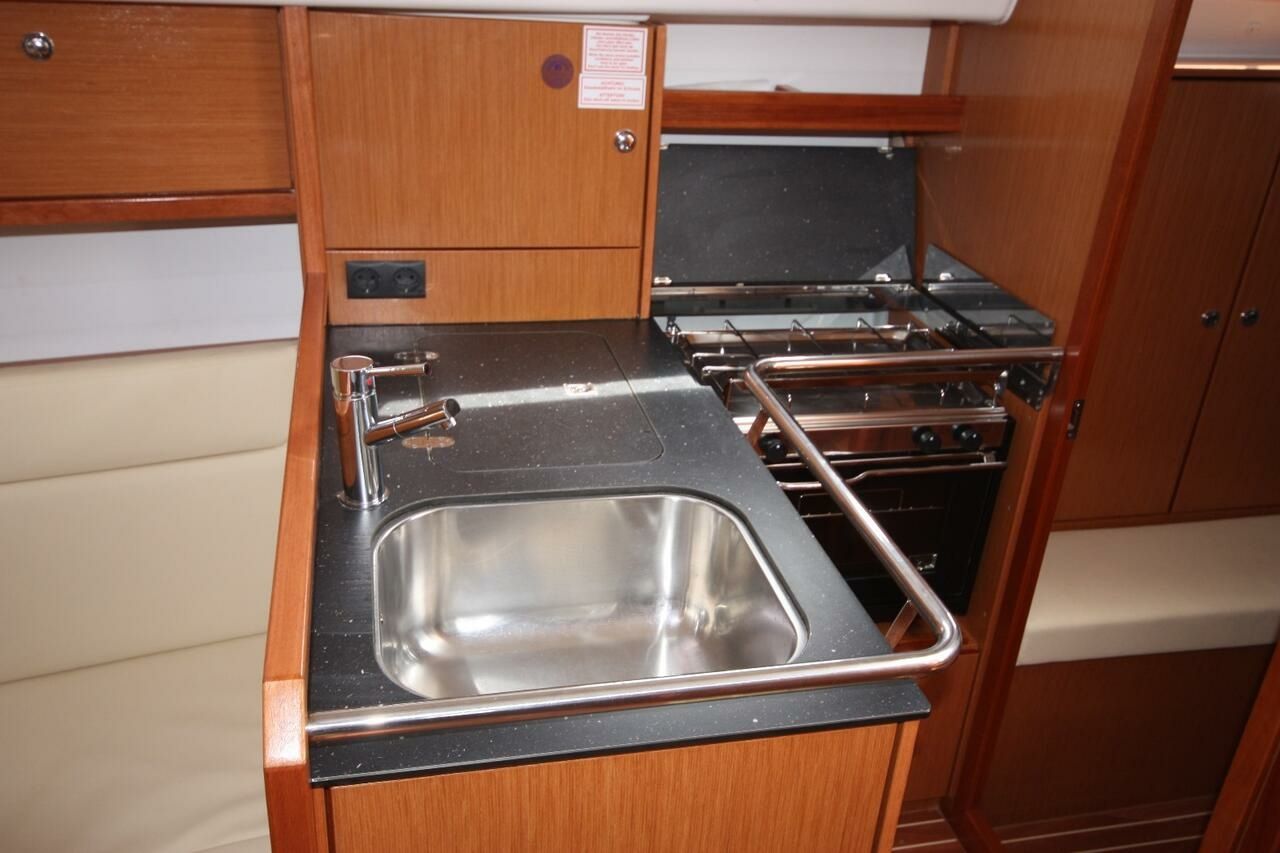 Bavaria Cruiser 32 | Big Kahuna