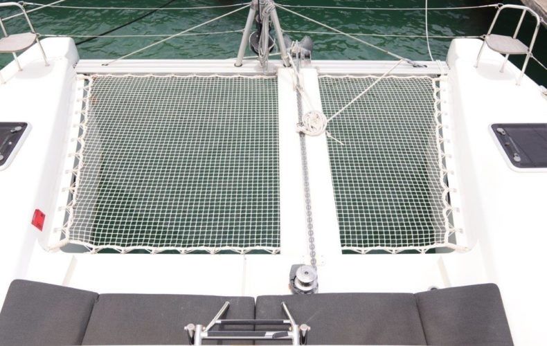 Lagoon 40 | Bubbles Up