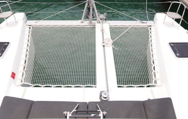 Lagoon 40 | Bubbles Up