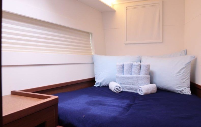 Lagoon 40 | Bubbles Up