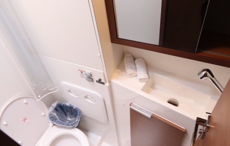 Lagoon 40 | Bubbles Up