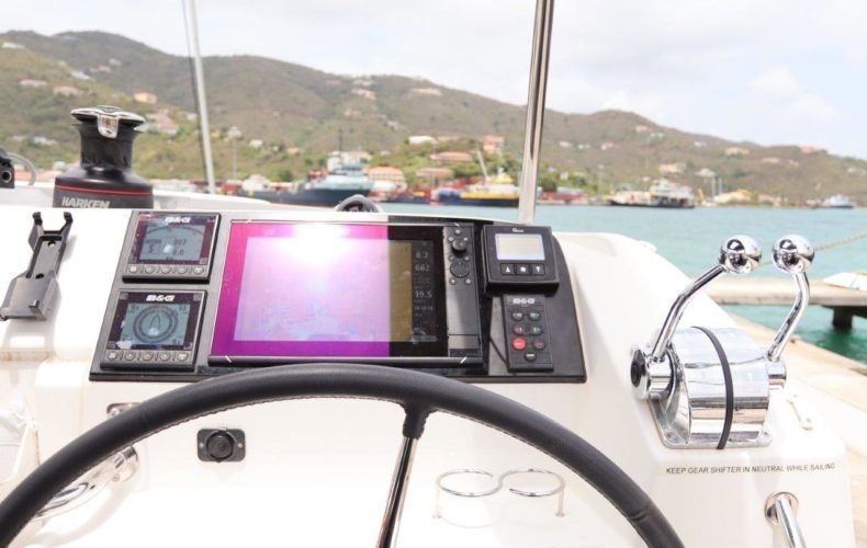 Lagoon 40 | Bubbles Up