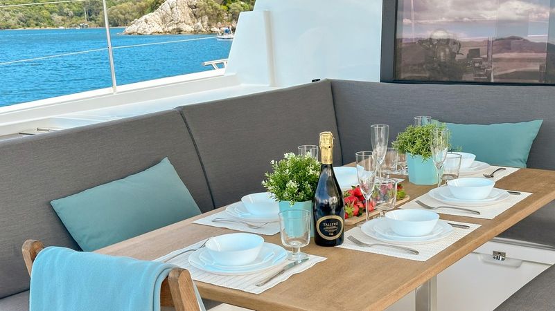 Fountaine Pajot Tanna 47 | Smart Way