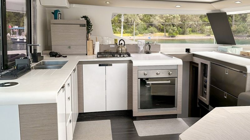 Fountaine Pajot Tanna 47 | Smart Way