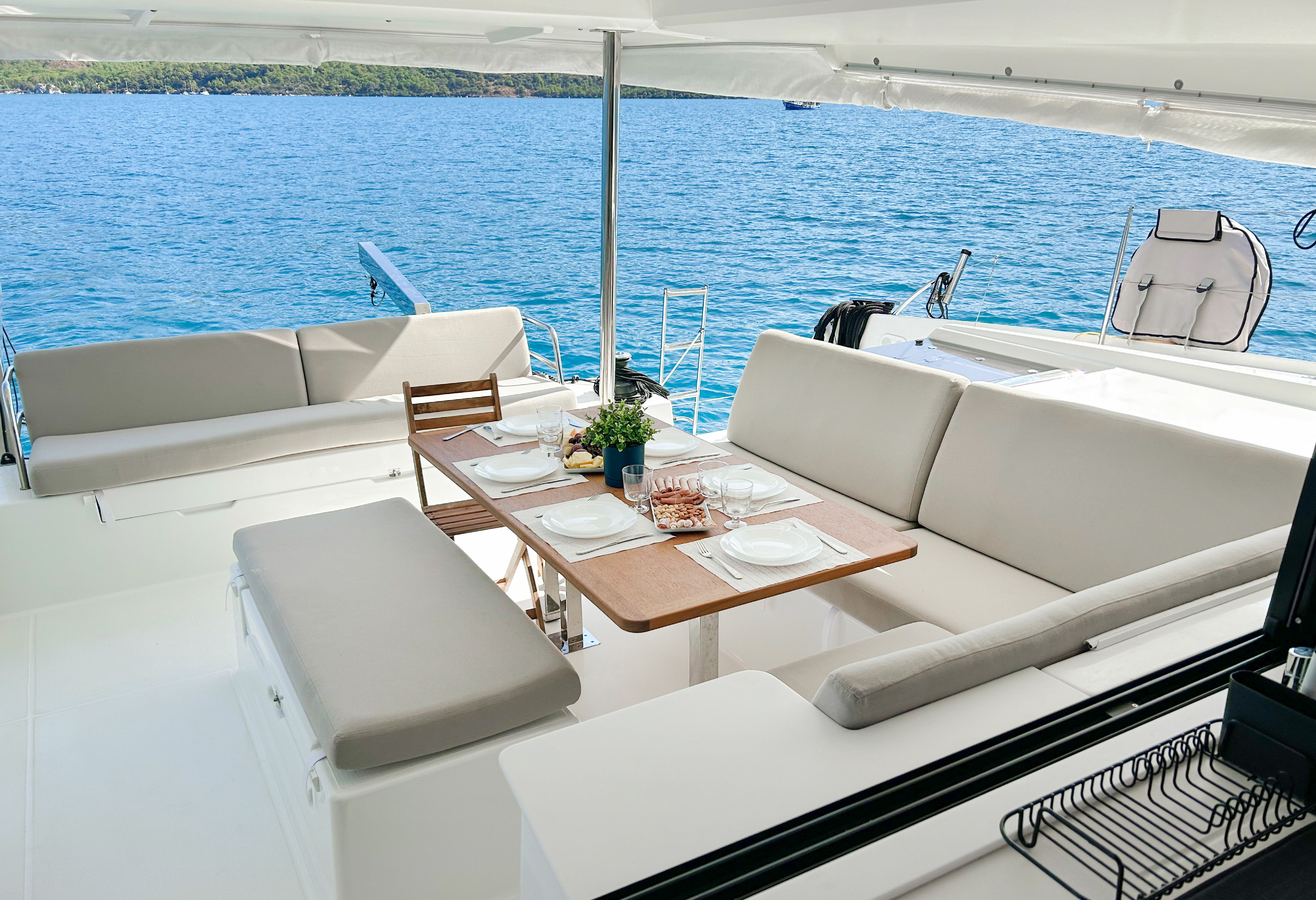 Fountaine Pajot Tanna 47 | Angara