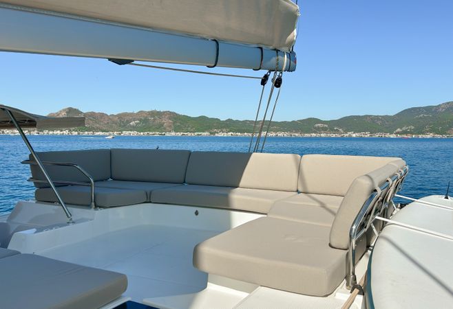 Fountaine Pajot Tanna 47 | Angara