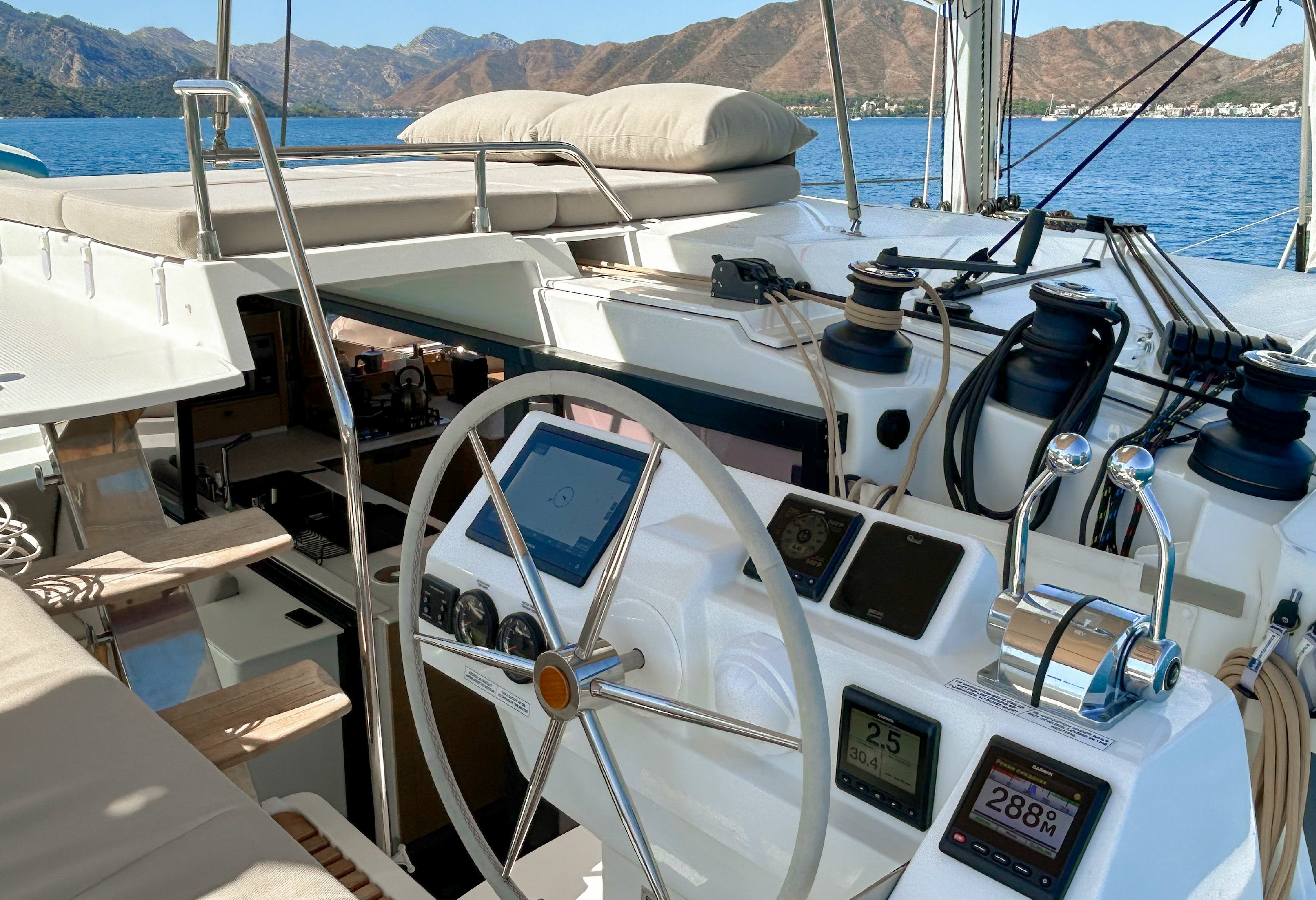 Fountaine Pajot Tanna 47 | Angara
