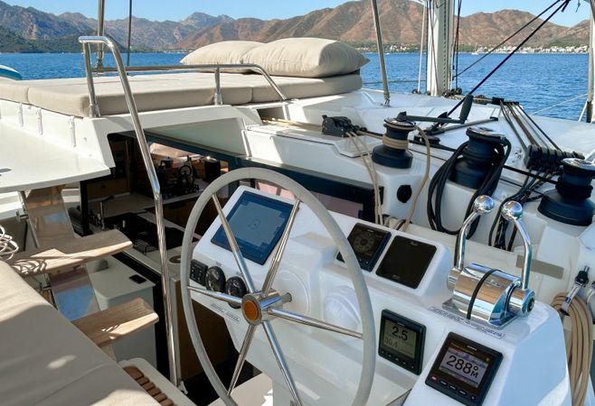 Fountaine Pajot Tanna 47 | Angara