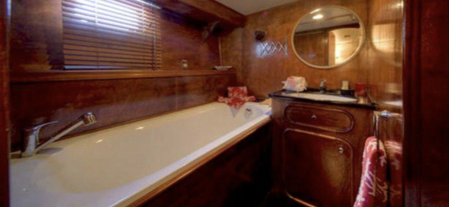 Dagless Ambassador | Deramore