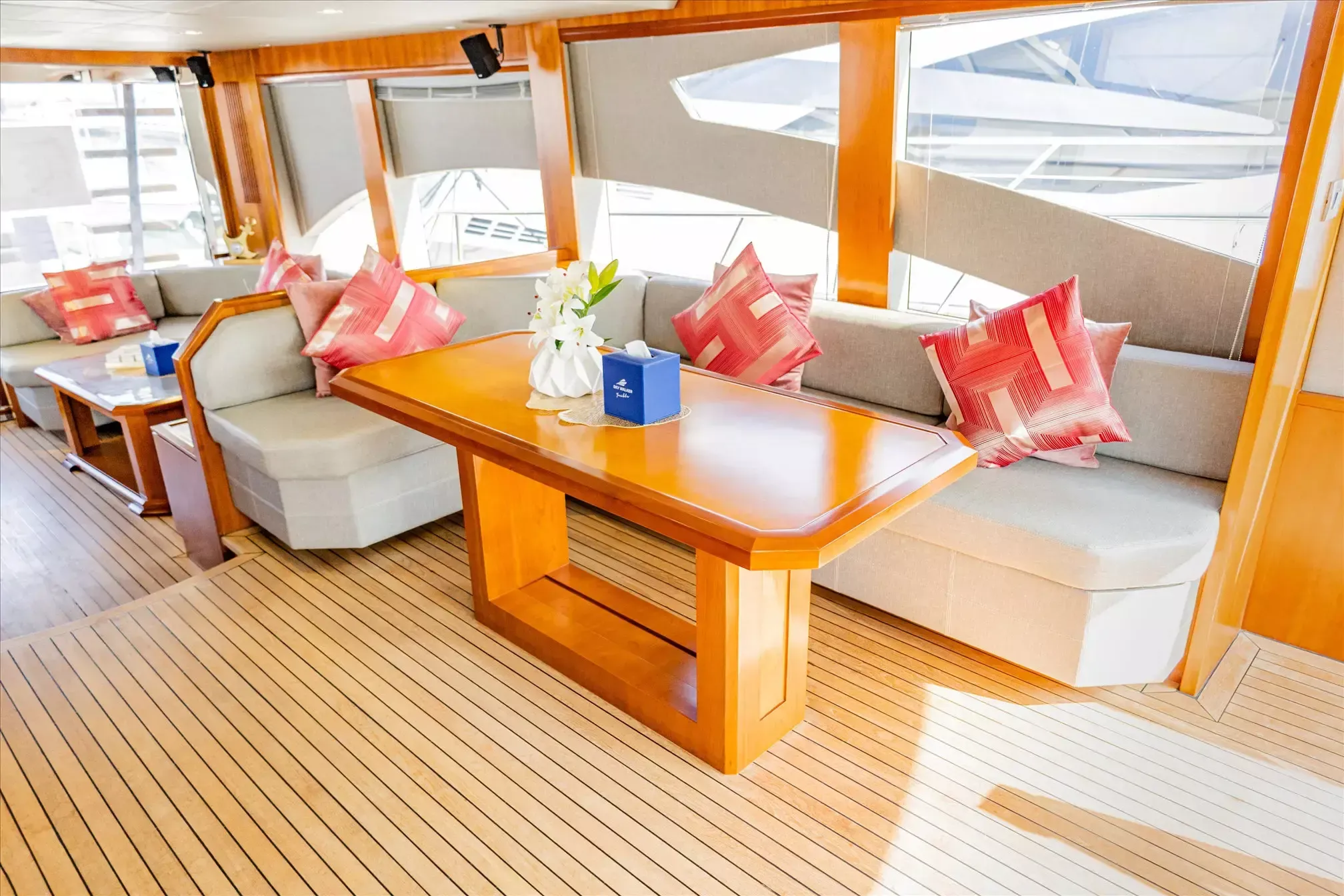 Custom Built 62 | Lana