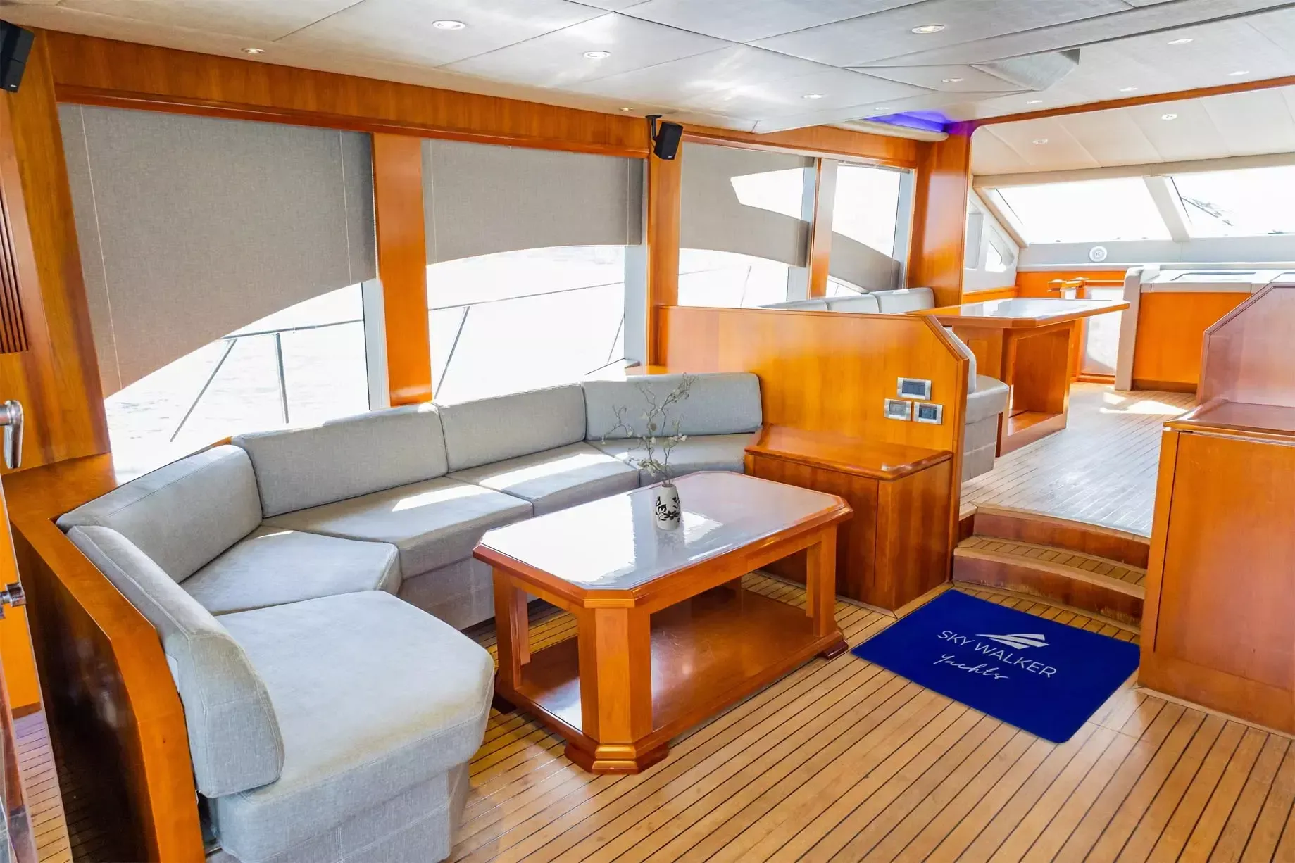 Custom Built 62 | Lana