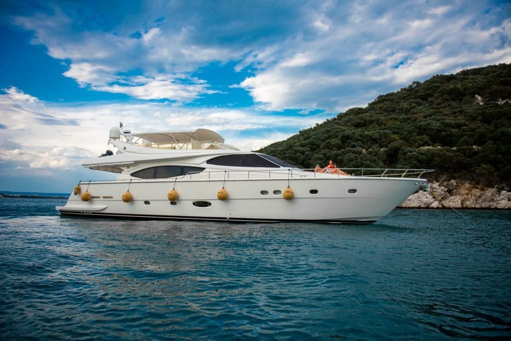 Ferretti 760 | Agl