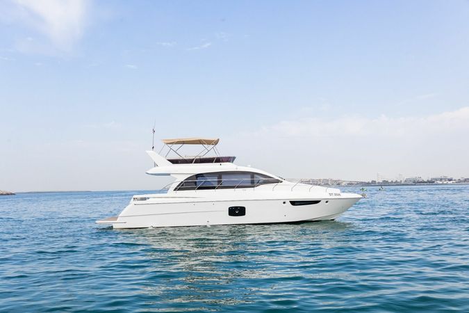 Custom Built 52 | Uno