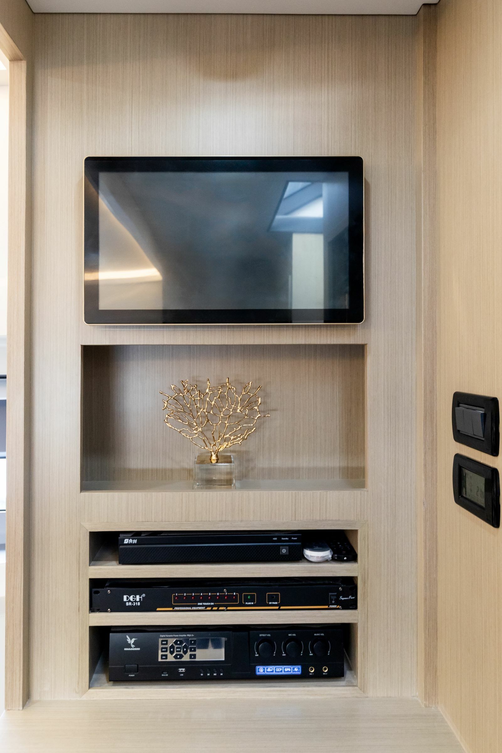 Custom Built 52 | Viva