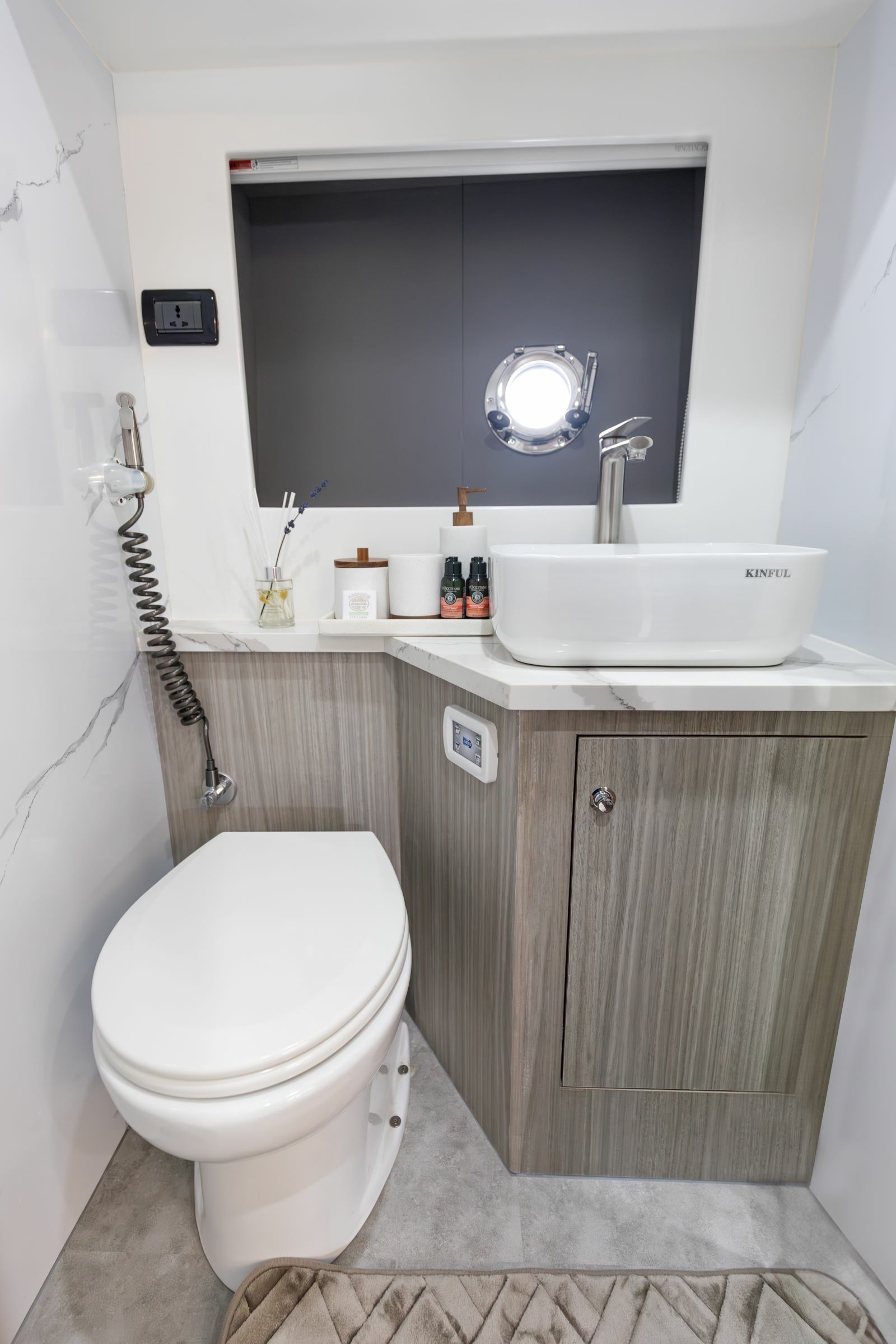 Custom Built 52 | Viva