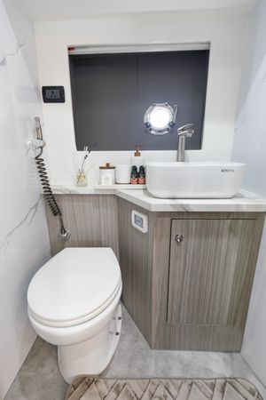 Custom Built 52 | Viva