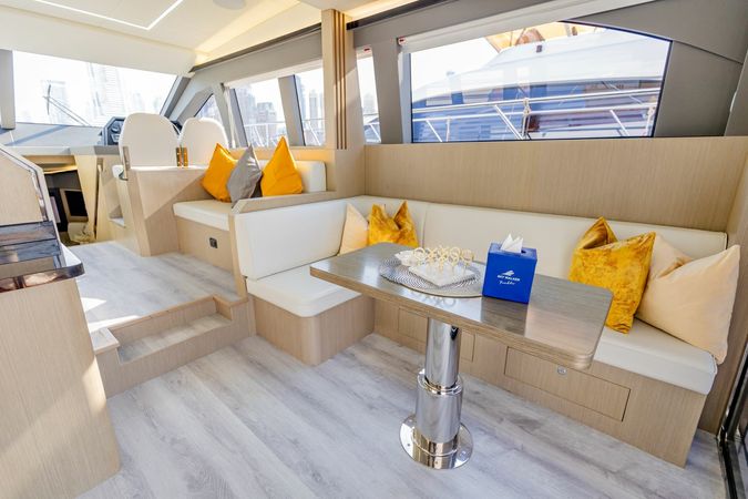 Custom Built 52 | Luna