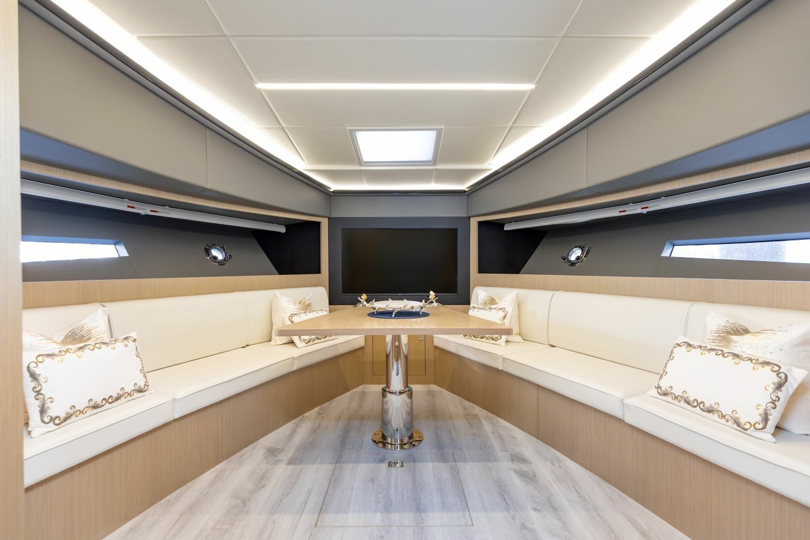 Custom Built 52 | Rak 1