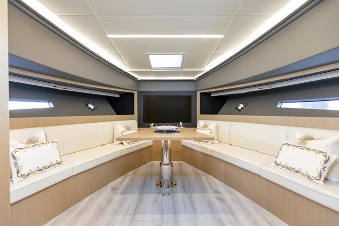 Custom Built 52 | Rak 1