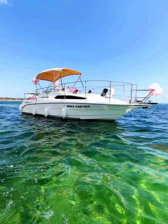 Rinker Fiesta 260 | Roka Nautica