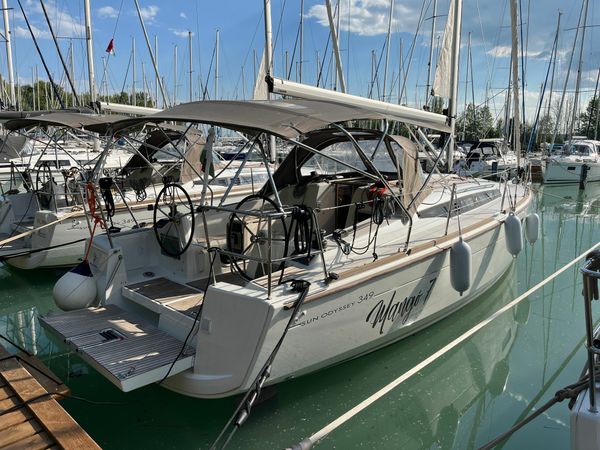 Jeanneau Sun Odyssey 349 | Mango 7