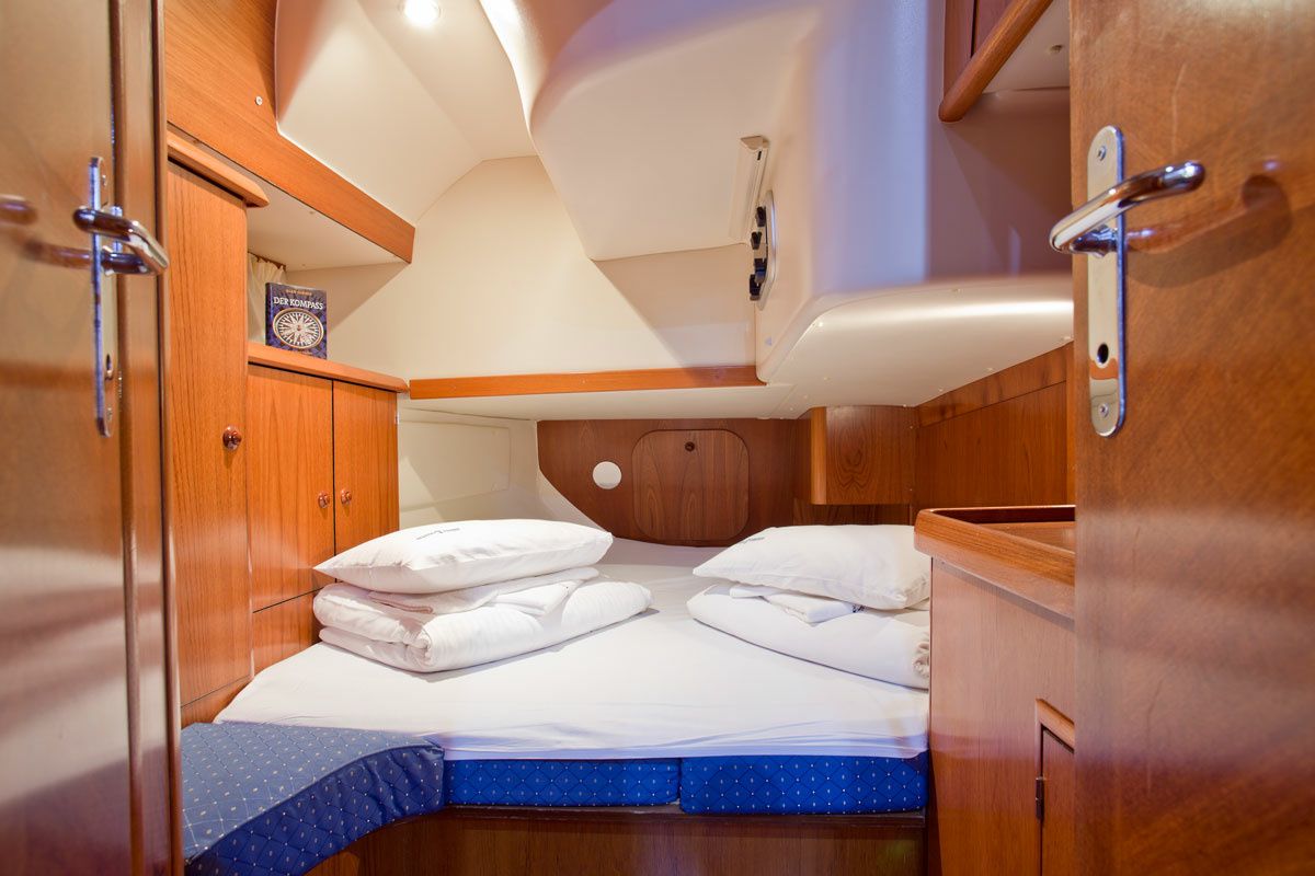 Jeanneau Sun Odyssey 52 | Slow