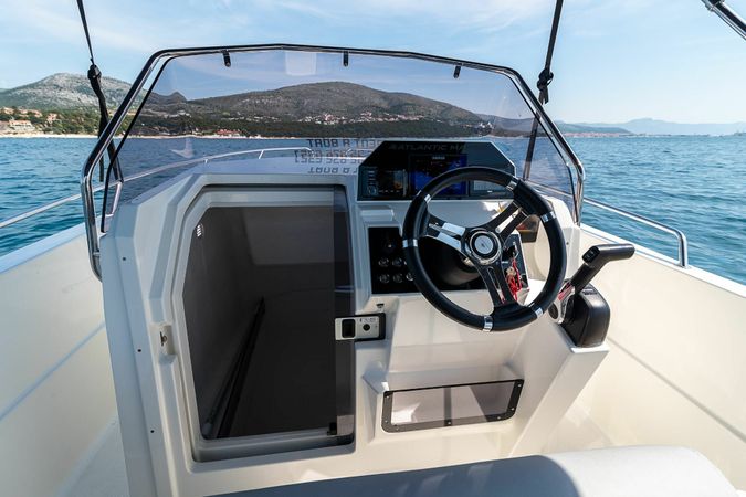 Atlantic Marine 670 | 23