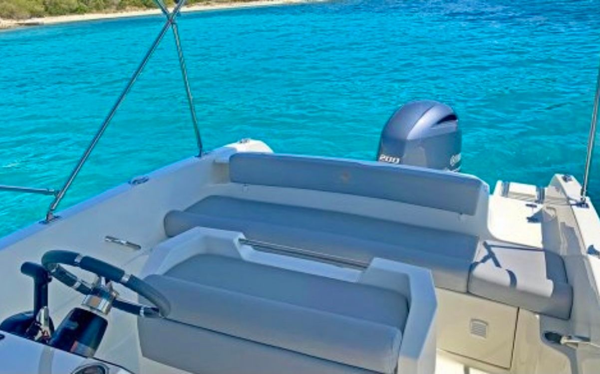 Atlantic Marine 670 | 23