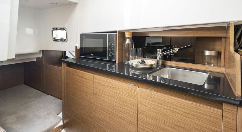 Beneteau Flyer 9 Sundeck | 24