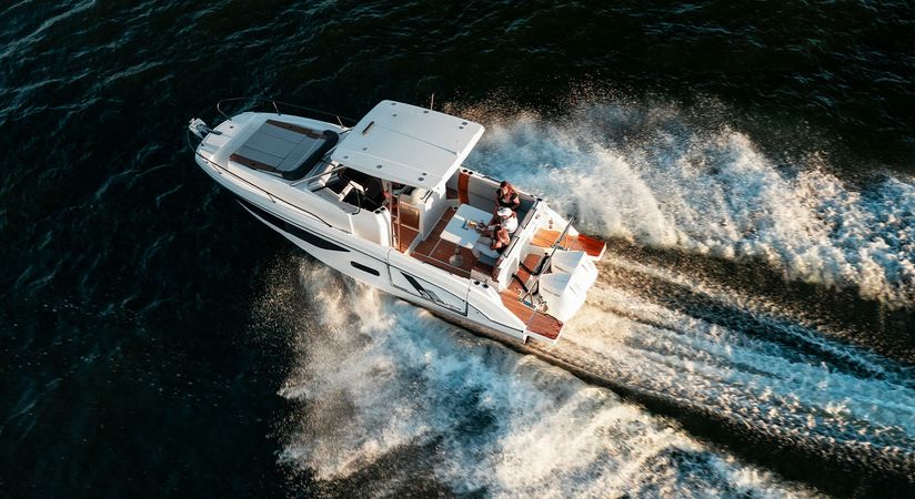 Beneteau Flyer 9 Sundeck | 24