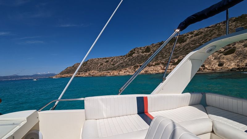 Princess 330 Flybridge | The Phoenix