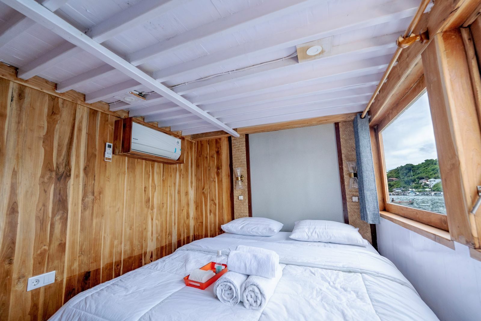 Custom Built 98 | Labuan Bajo