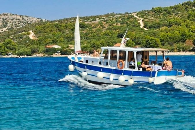 Custom Built 49 | Jure