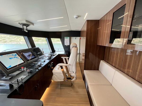 Blaundus Yachts B30 | Ezgy