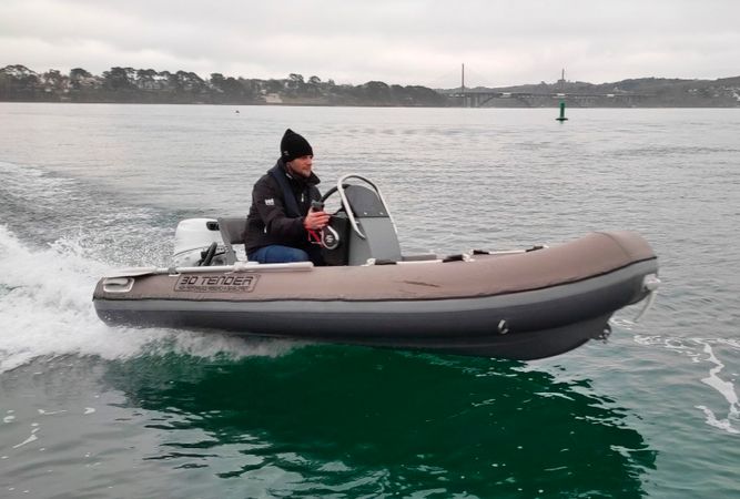 3D Tender 370 | 2022