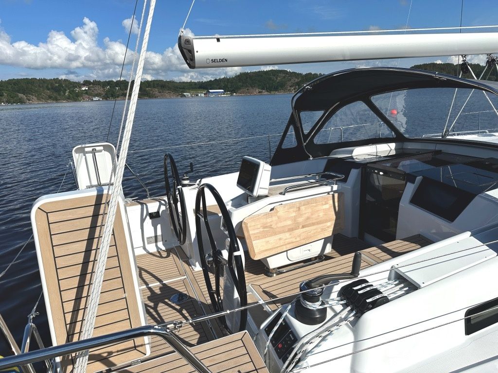 Hanse 388 | Inmari