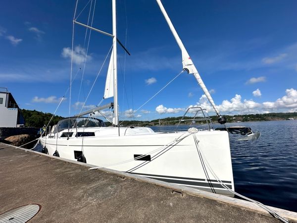 Hanse 388 | Inmari