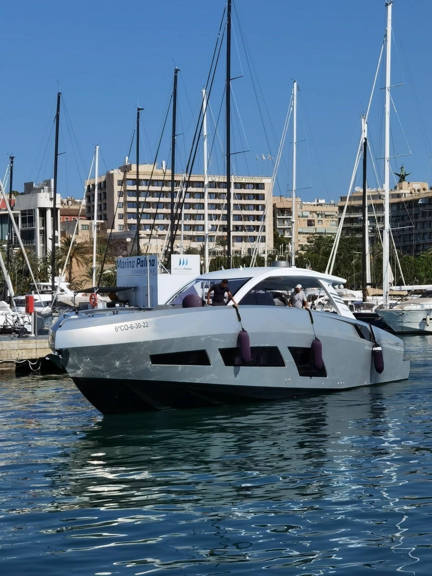 Canados Gladiator 631 | Next