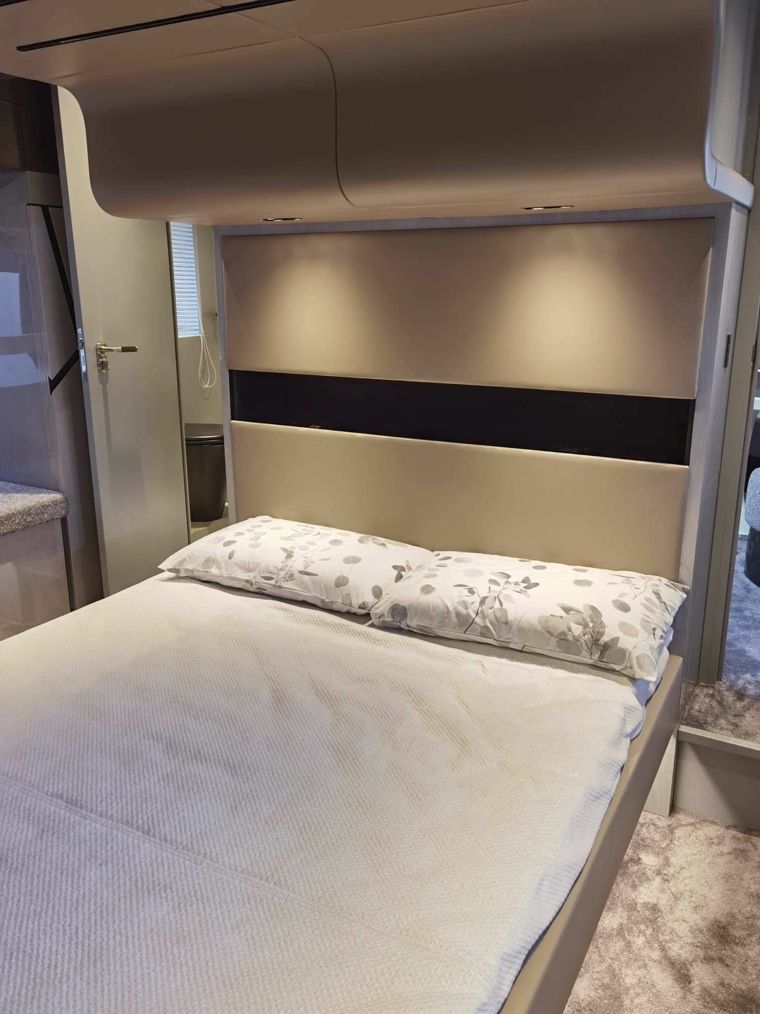 Canados Gladiator 631 | Next