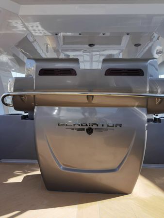 Canados Gladiator 631 | Next