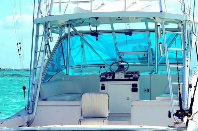 Luhrs 32 | Cana