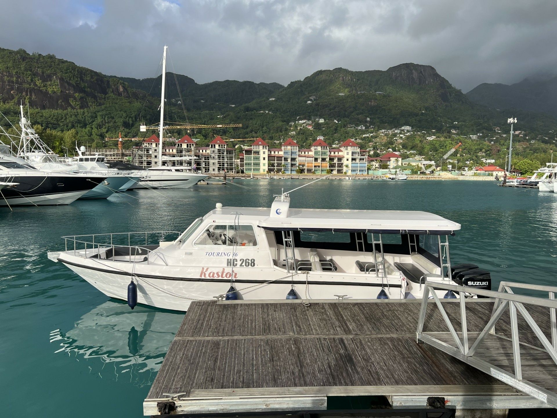 Gulf Craft 36 | Kastor