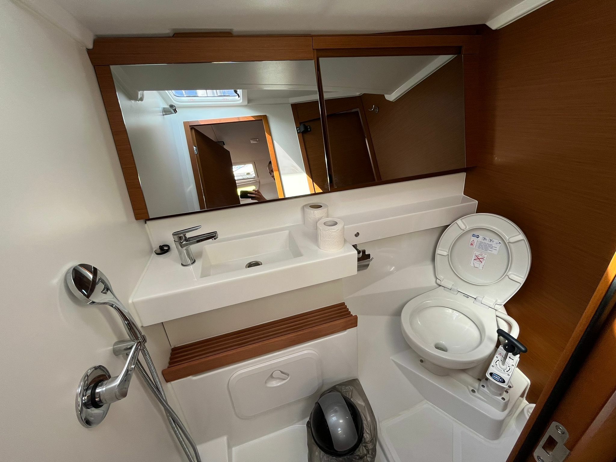 Jeanneau Sun Odyssey 440 | Art Vandelay